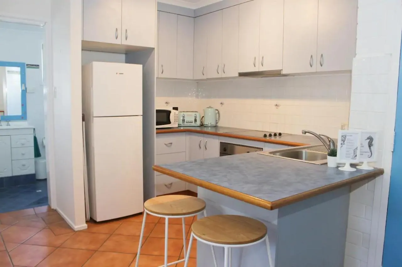 Lovely 1 Bedroom Apartment Steps To The Beach غولد كوست